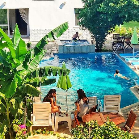 Parla Apart Hotel Çeşme エクステリア 写真