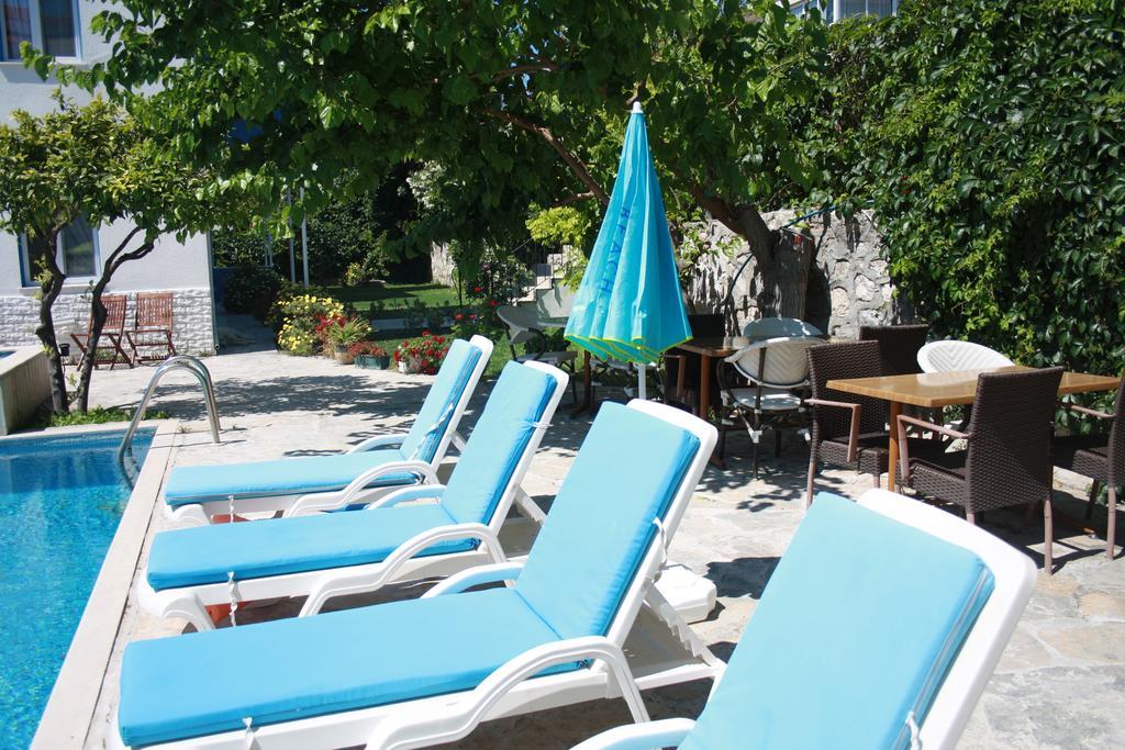Parla Apart Hotel Çeşme エクステリア 写真