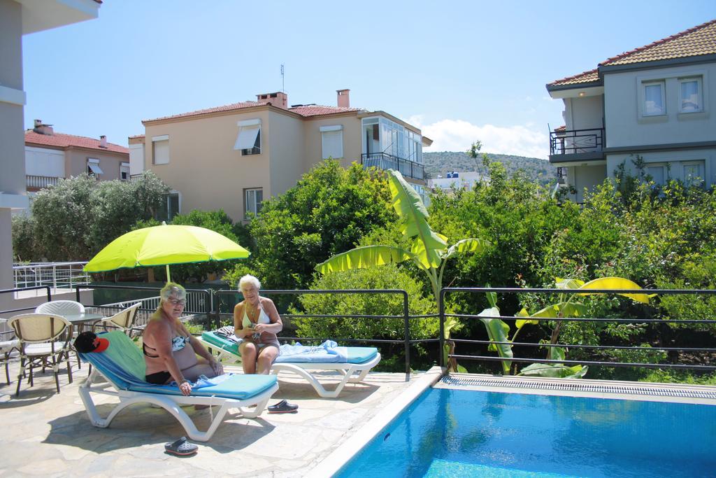 Parla Apart Hotel Çeşme エクステリア 写真
