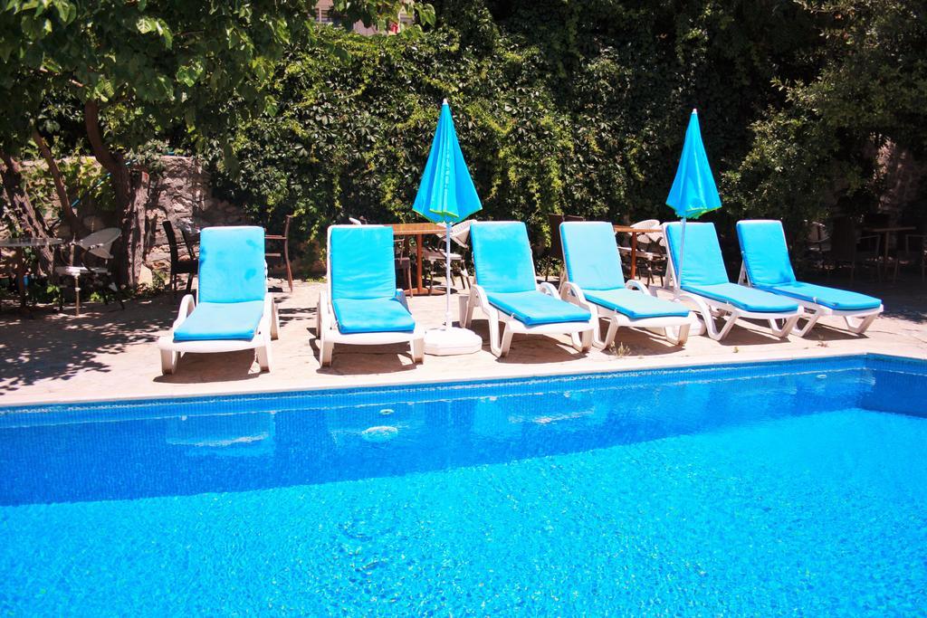 Parla Apart Hotel Çeşme エクステリア 写真