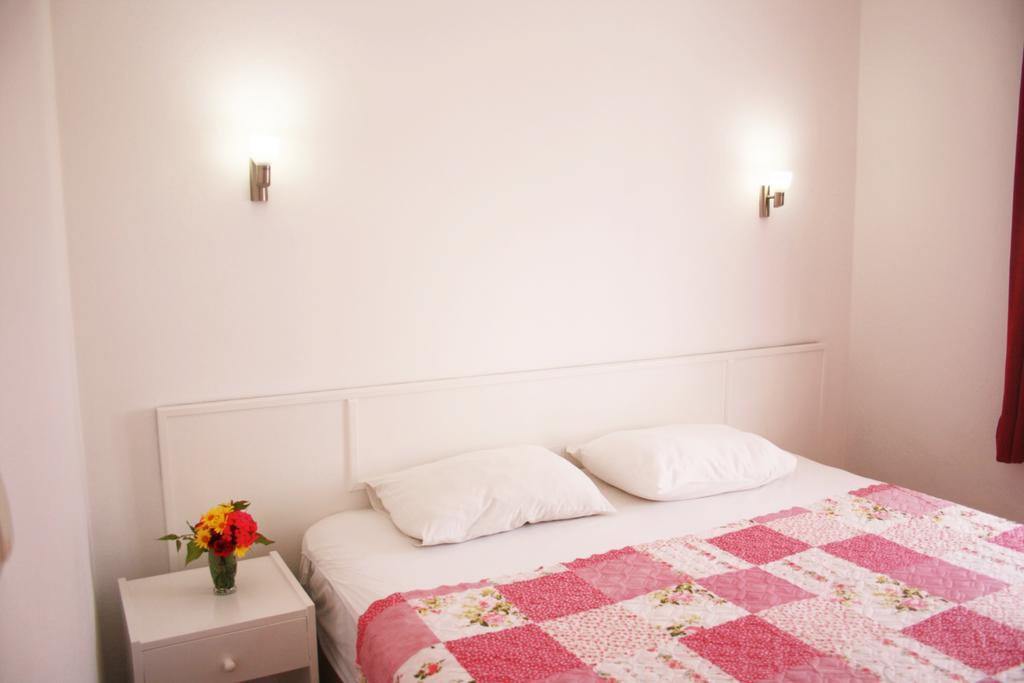 Parla Apart Hotel Çeşme エクステリア 写真