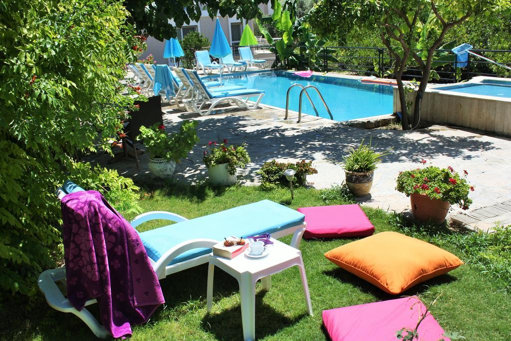 Parla Apart Hotel Çeşme エクステリア 写真
